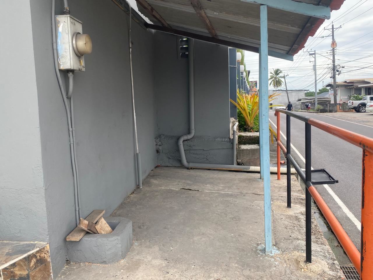 RE/MAX real estate, Trinidad and Tobago, Sangre Grande, SANGRE GRANDE - ROADSIDE VENDOR UNIT FOR RENT